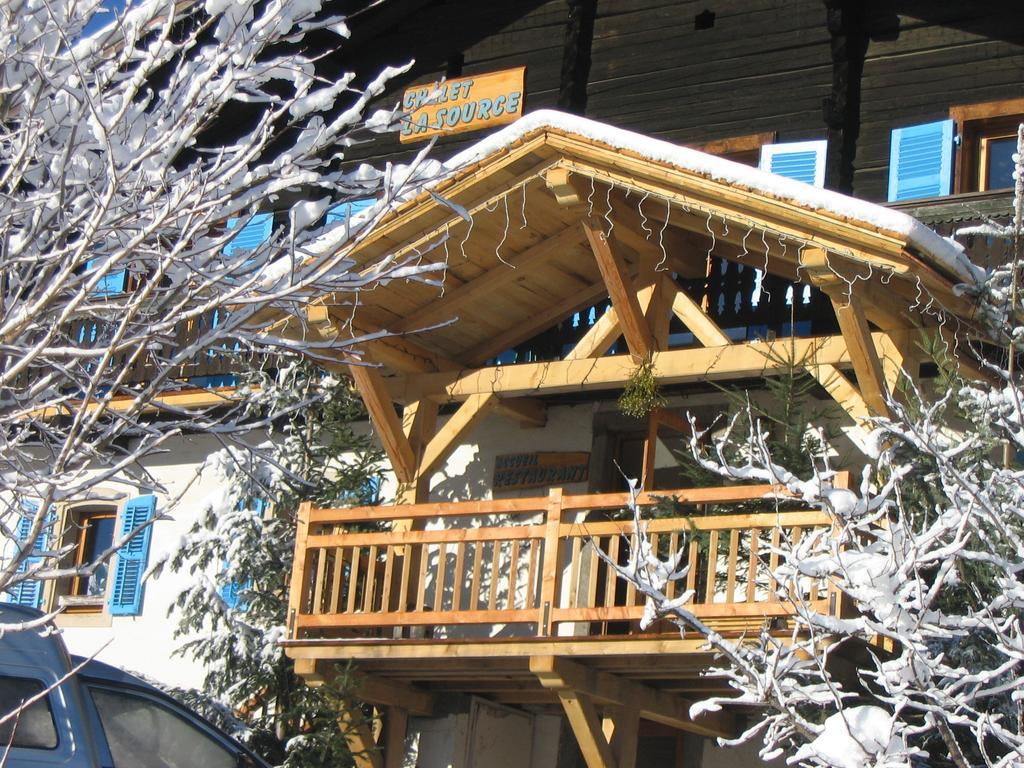 Готель Chalet La Source Saint-Nicolas-la-Chapelle  Екстер'єр фото