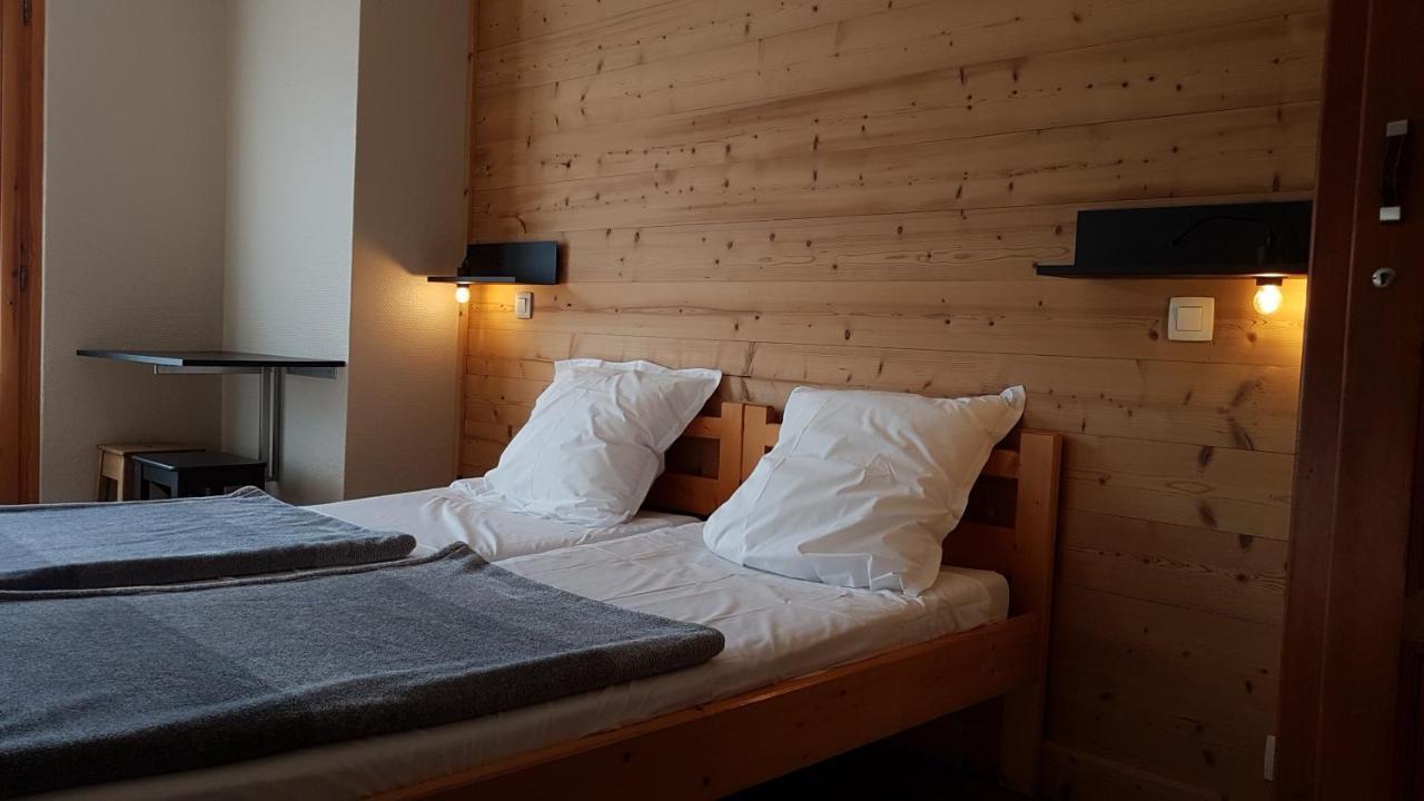 Готель Chalet La Source Saint-Nicolas-la-Chapelle  Екстер'єр фото